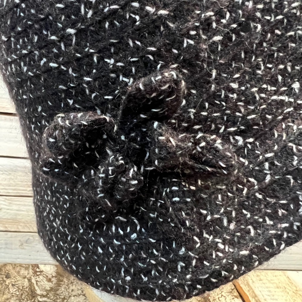 Vintage Nine West Black Wool Knit Cloche Bucket Hat Flower Detail OS - Picture 4 of 9